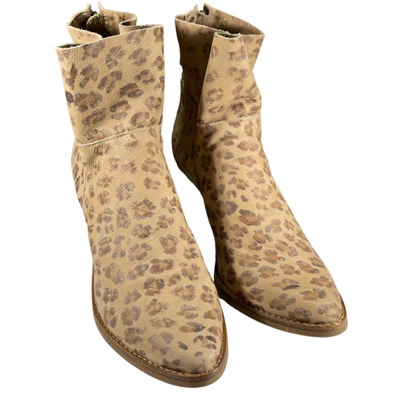 Matisse Leopard Ankle Boots Womens Shoes Size 7.5 - Picture 9 of 15